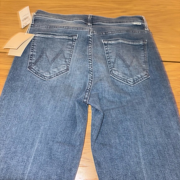 MOTHER The Weekender Fray Jeans, We The Animals - Picture 4 of 4